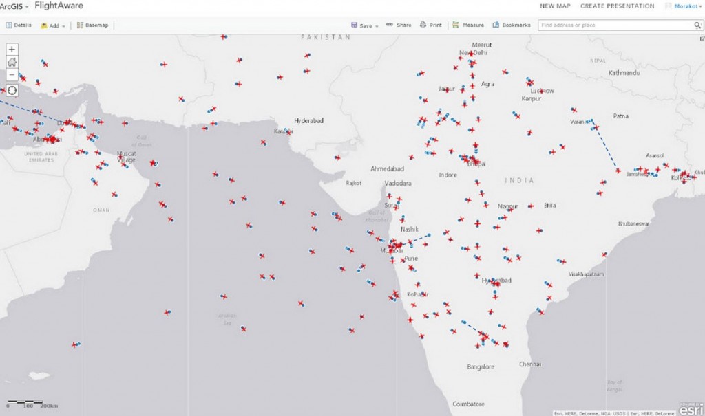 Esri and FlightAware Partner for Extensive Flight Tracking and Status Data Mapping Initiative