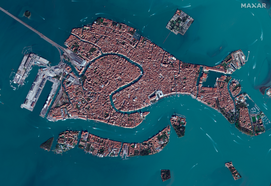 Satellite Imagery Flooding In Venice, Italy GIS user technology news