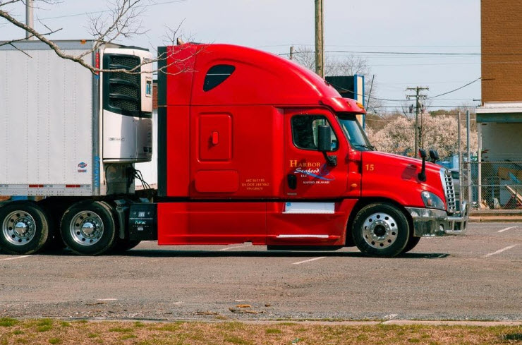 Safety First: How Technology in the Trucking Business is Helping Drivers Stay Safe?